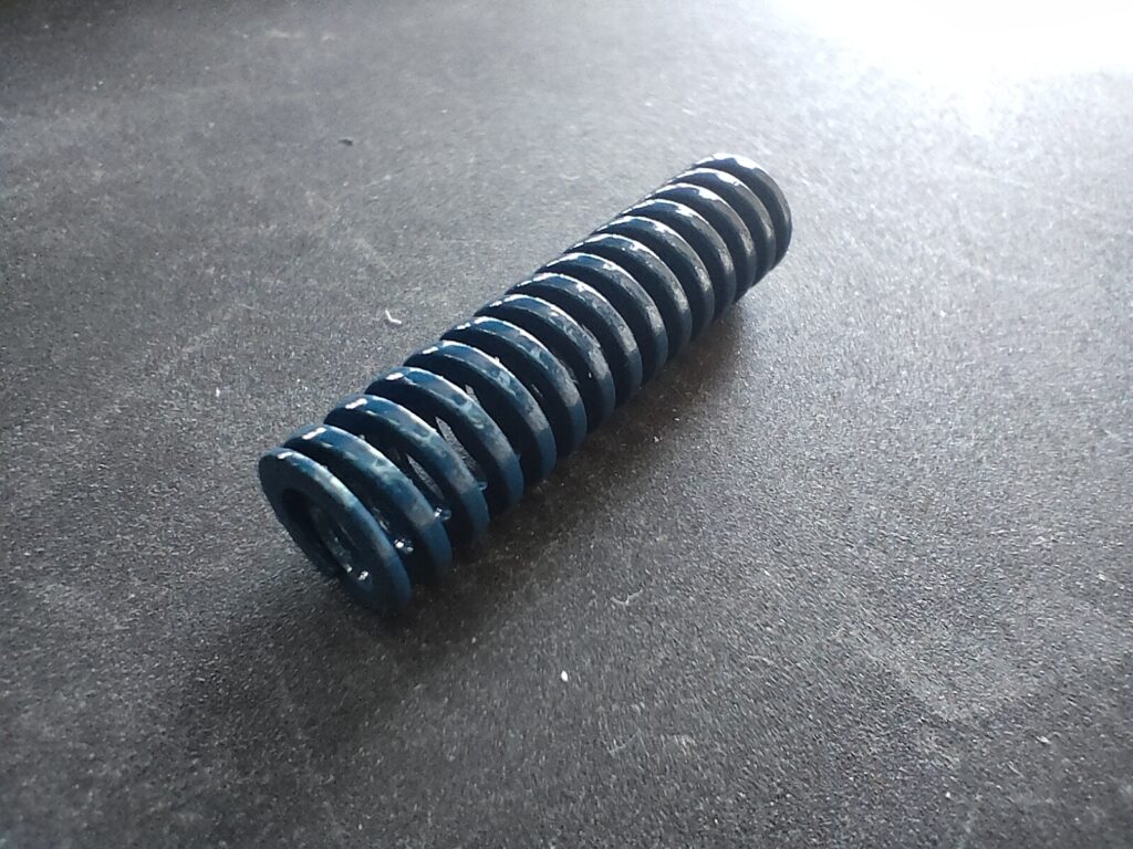 カラースプリング BLUE 30mm＜WG（WinGun）系リボルバー＞